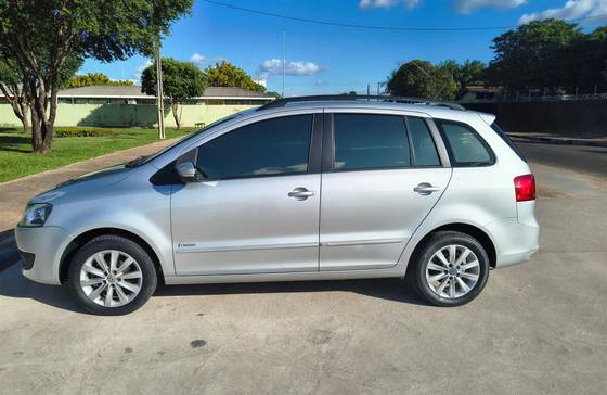 VOLKSWAGEN SPACEFOX 1.6 MI PLUS 8V FLEX 4P MANUAL VOLKSWAGEN SPACEFOX 1.6 MI PLUS 8V FLEX 4P MANUAL